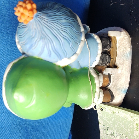 Tender Time Kids with Snow Ball - Picture 2 of 4